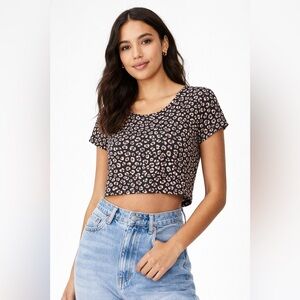 Cotton On | Black Floral Leopard Print Crop Top Tee | Size Large